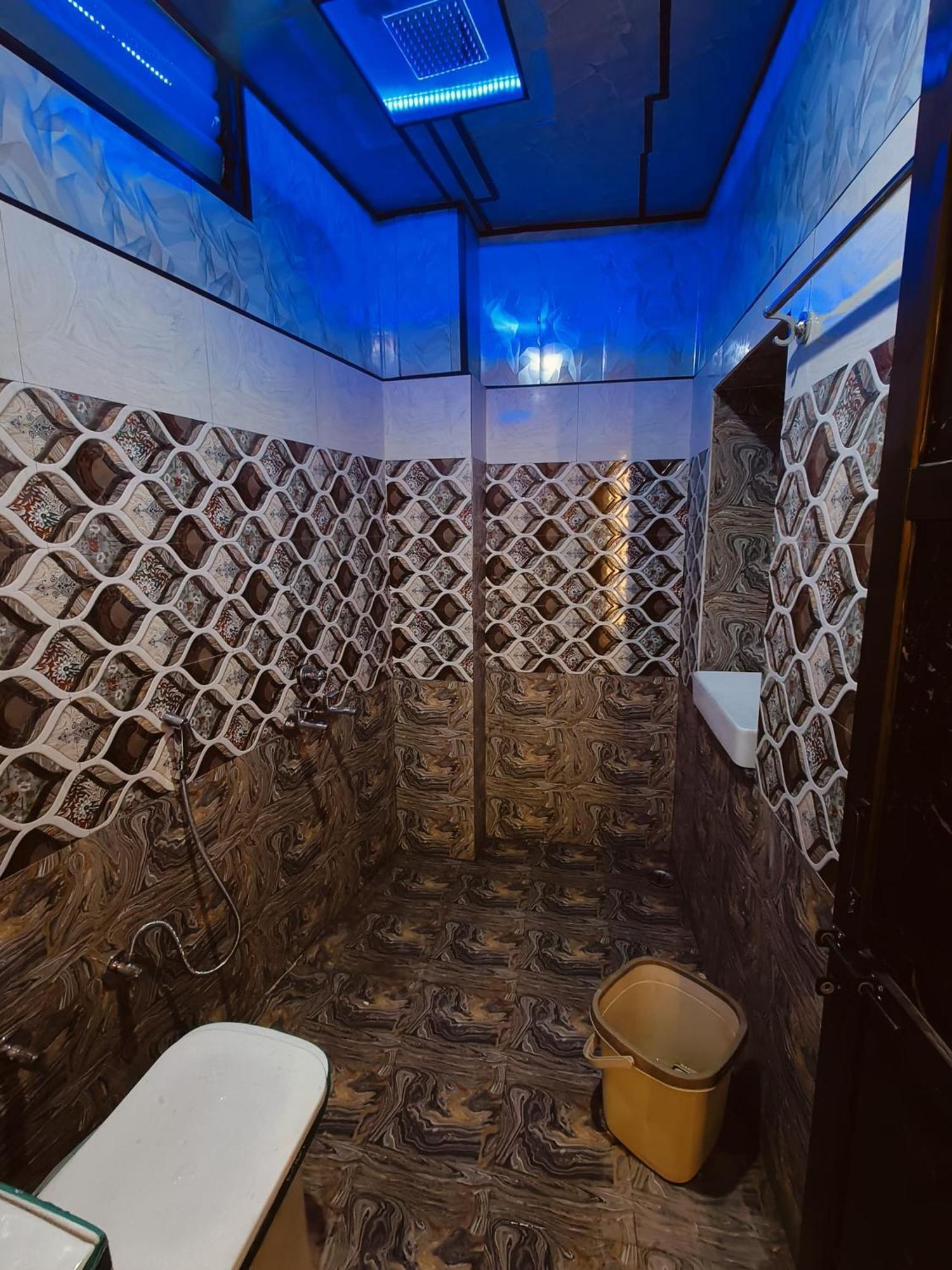 Namo Guest House Only For Indians Varanasi Exterior foto